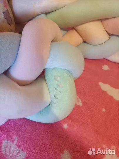 Бортик коса в кроватку