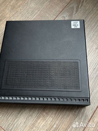 Lenovo thinkcentre m90q