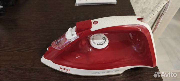 Утюг с парогенератором tefal