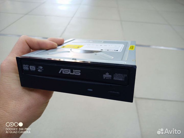 Привод DVD