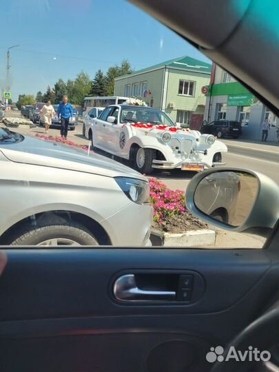 Прокат авто на свадьбу