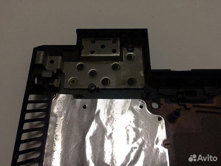 Поддон ноутбука Lenovo B570E