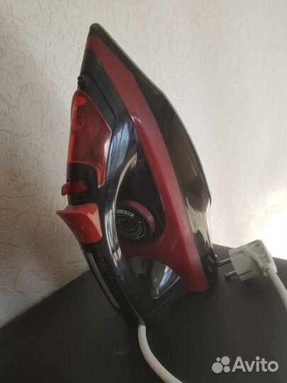 Утюг Eurostek 2600вт