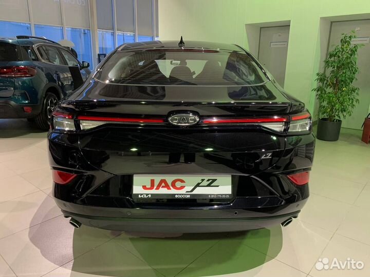 JAC J7 1.5 CVT, 2023
