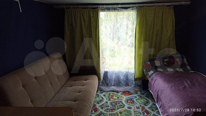 Дача 12 м² на участке 10 сот.