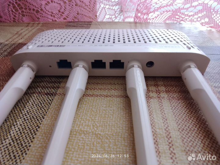 Wi-Fi роутер Xiaomi Mi Router 4C