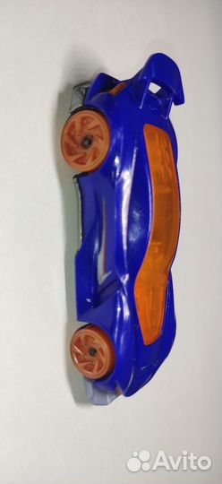 Машинка хот вилс, hot wheels