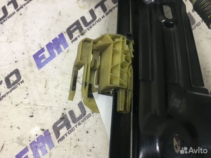 Стеклоподъемник эл. задний левый бмв 730D F01