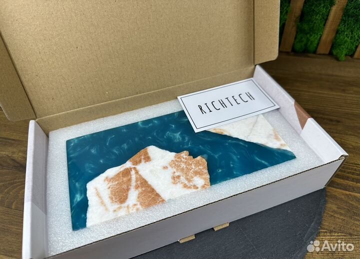 Подставка поднос из эпоксидной смолы и мрамора