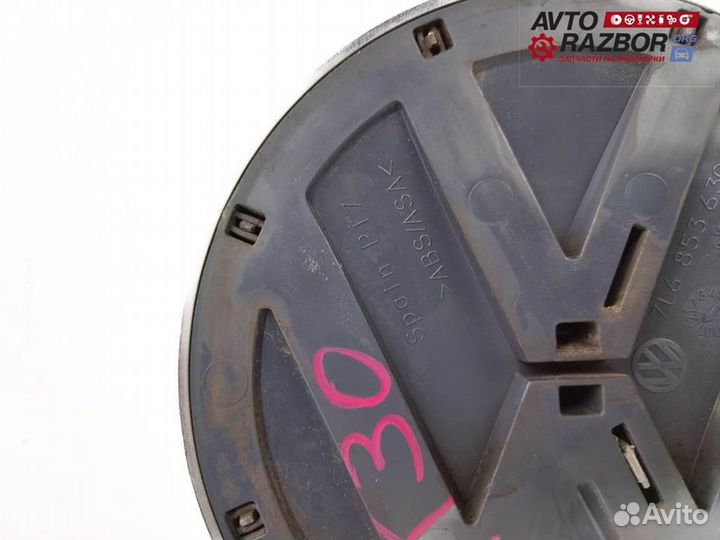 Эмблема VW Touareg 2002-2010