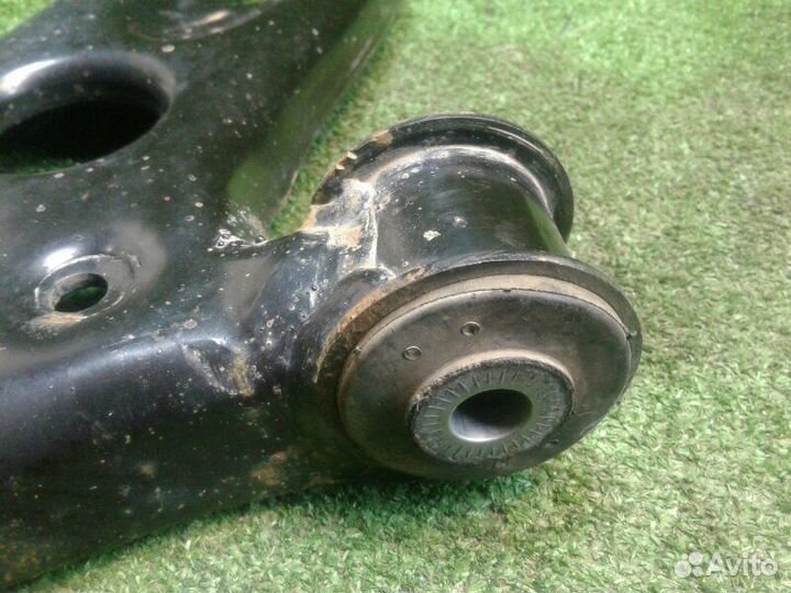 Рычаг передний правый Skoda Octavia A7 CWV 2014