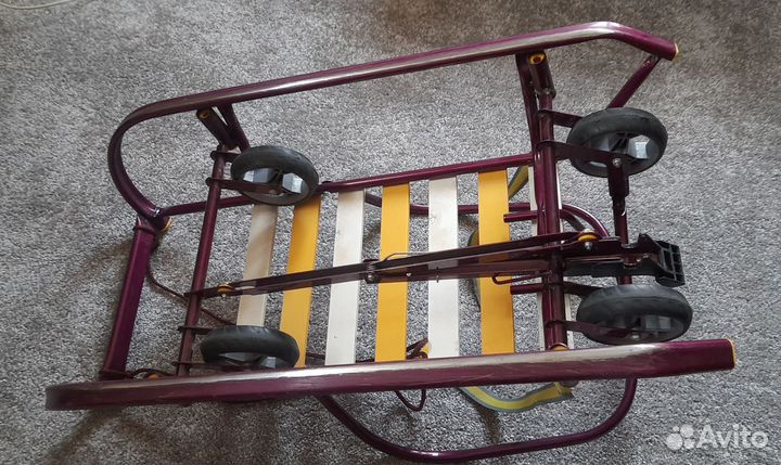 Детские санки с колесами