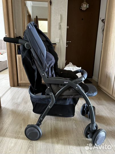 Детская прогулочная коляска