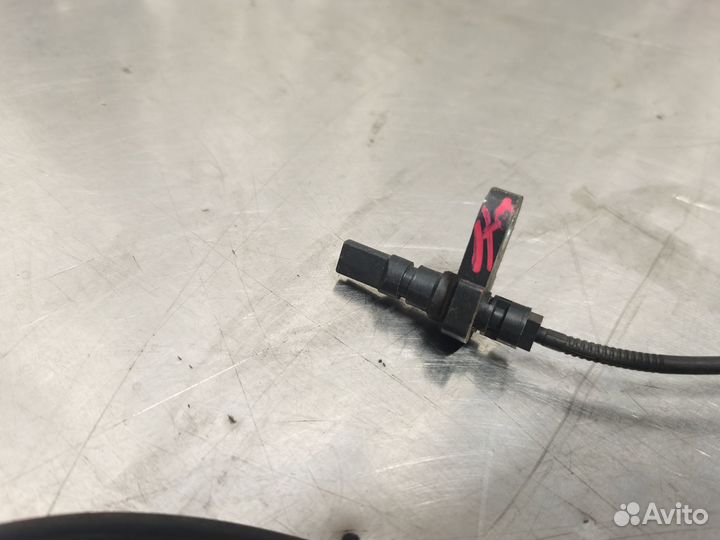 Датчик ABS передний левый Toyota Rav 4