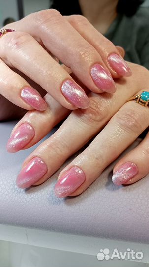 Маникюр, педикюр, наращивание ногтей