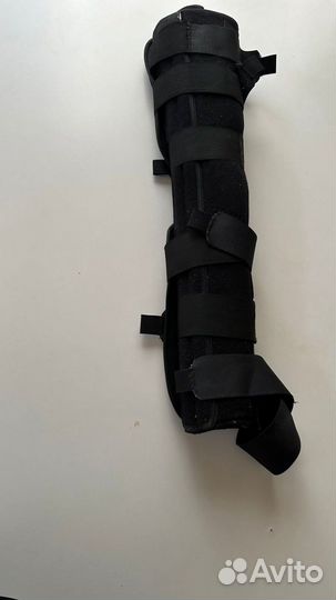 Тутор на коленный сустав