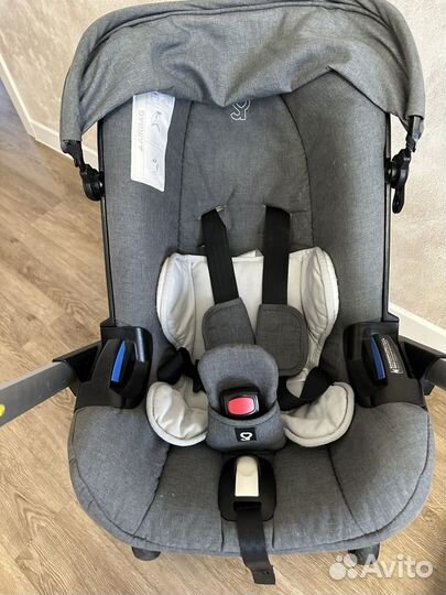 Автокресло doona с базой