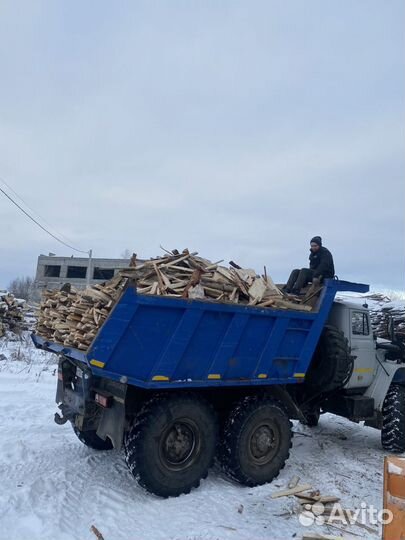 Продаю дрова срезку сухую пиленную и долготьём