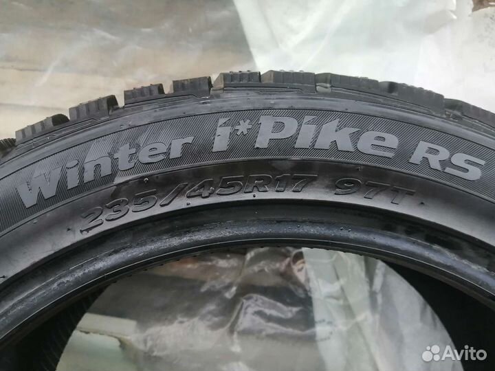 Hankook Winter I'Pike 235/45 R17 97T