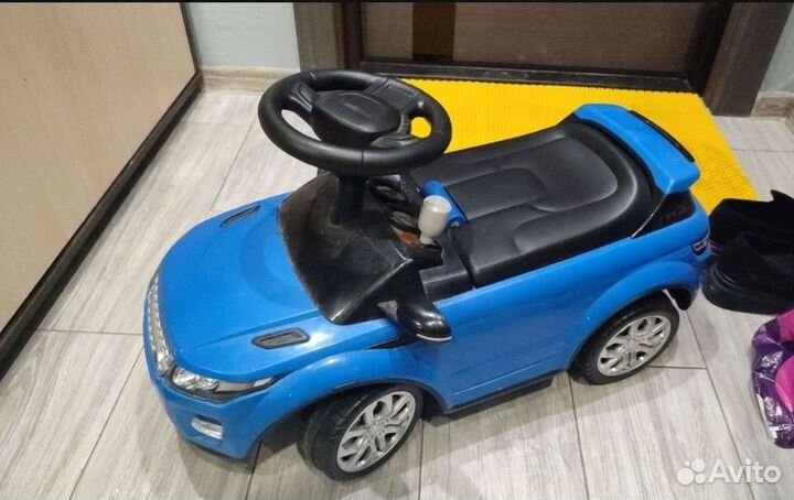 Машинка толокар