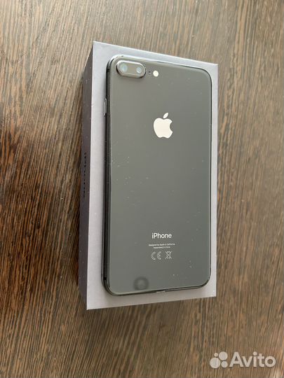 iPhone 8 Plus, 64 ГБ