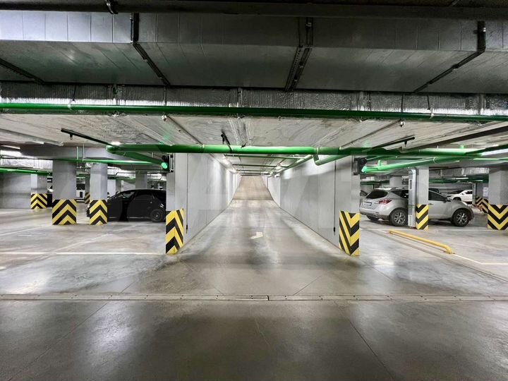 Машиноместо, 14 м²