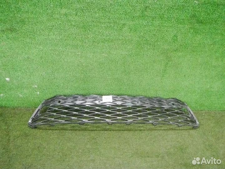 Б/У Б/У Решетка радиатора нижняя Lexus NX