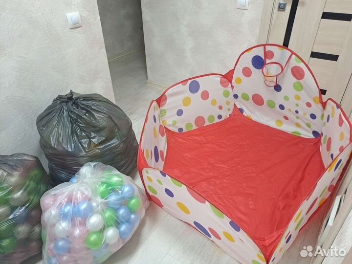 Сухой бассейн с шариками б/у