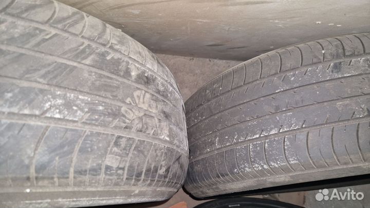 Yokohama dB Decibel E70 215/55 R17 93V