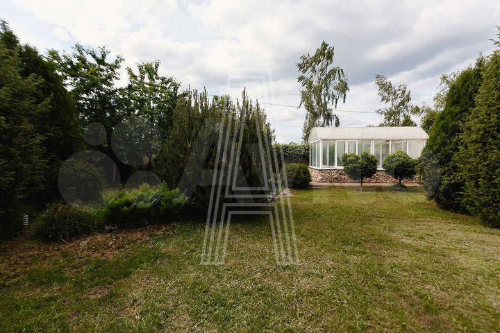 Коттедж 265 м² на участке 14,5 сот.