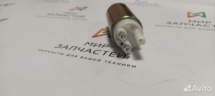 Насос топливный 15100-57B20