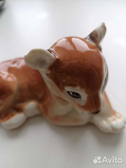 Статуэтка львенок