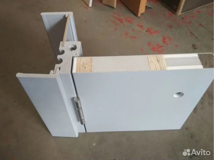 Дверь межкомнатная 600 с коробкой новая