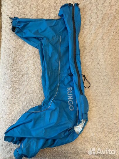 Дождевик с мембраной и резиновой молнией