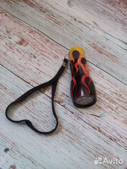 Фонарик карманный