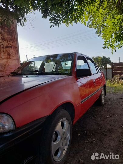 Daewoo Nexia 1.5 МТ, 1996, 207 223 км