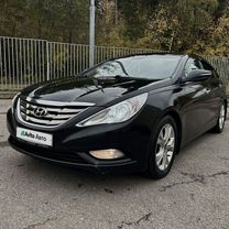 Hyundai Sonata 2.0 AT, 2010, 259 000 км, с пробегом, цена 945 000 руб.