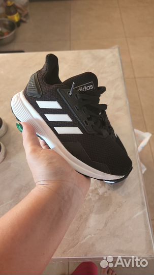 Обувь фирменная оригинал 31 размера