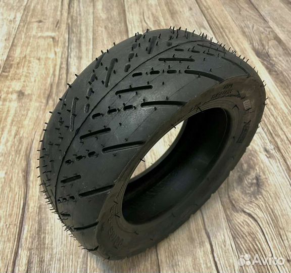 Бескамерная покрышка на электросамокат 90/65 - 6.5