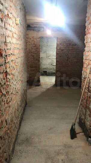 Продам нежилое помещение 95 м² цоколь