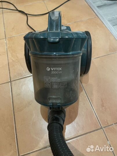 Пылесос Vitek