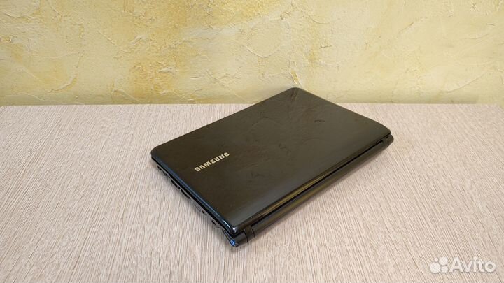 Нетбук Samsung NP-NC110P лк32