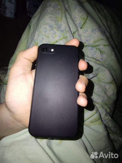 iPhone 7, 32 ГБ