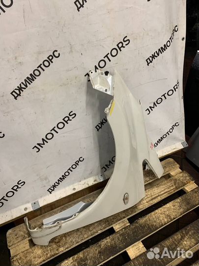 Крыло переднее левое Ниссан Е12 Nissan Note E12