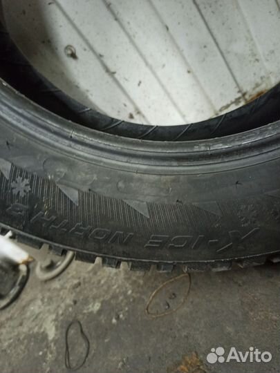 Michelin X-Ice North 3 215/60 R17