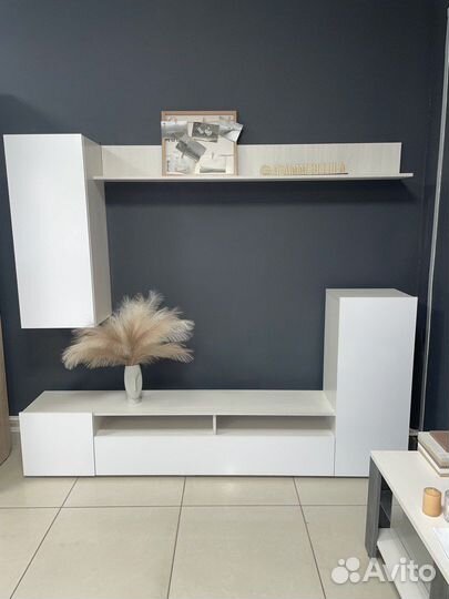 Стенка в гостиную