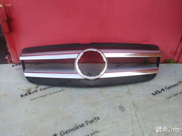 Решётка радиатора Mercedes GL-Class X166