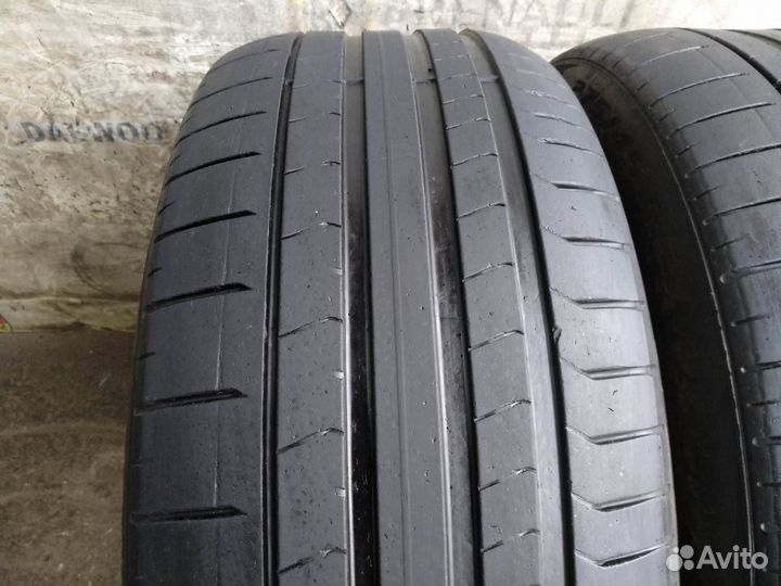 Pirelli P Zero PZ4 275/45 R21 107Y