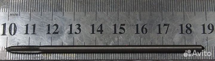 Метчик Гаечный М 4 (0,7 ) цилиндрический хвостов