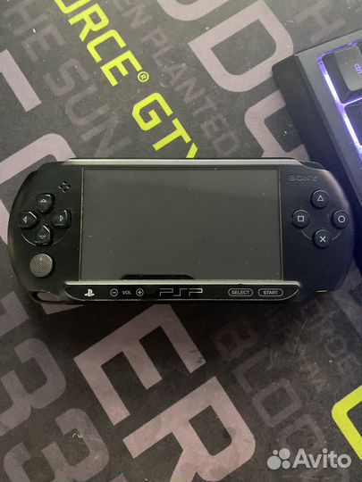 Sony PSP E1008 прошитая